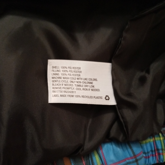 Stylish cropped jacket ๐๐
- Picture 6 of 6